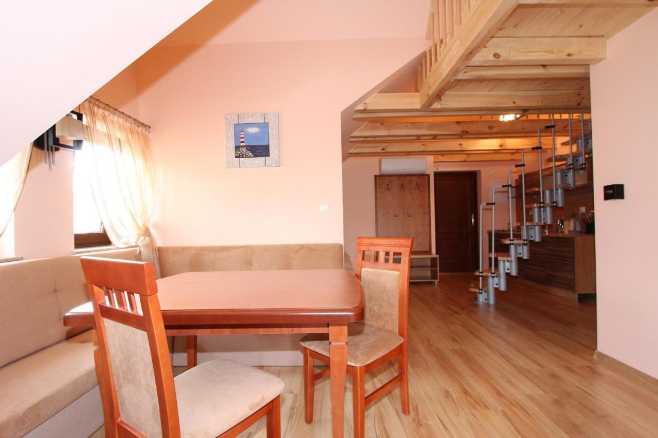 & Restauracja Nadmorska *